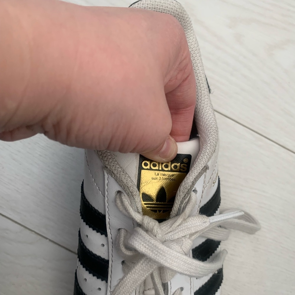 Adidas SuperStar Womens Stripe Black and White Shoes Size US 5.5 - Picture 8 of 15